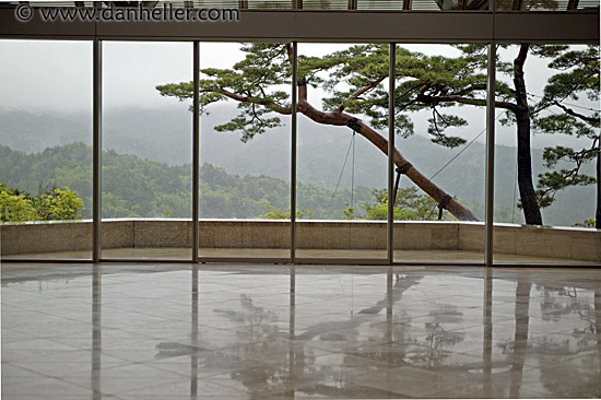 miho-museum-foyer-5.jpg