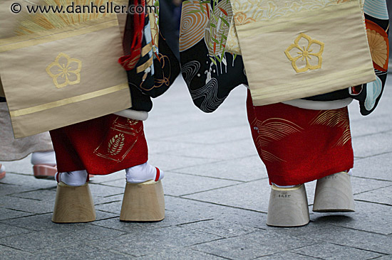 geisha-shoes.jpg