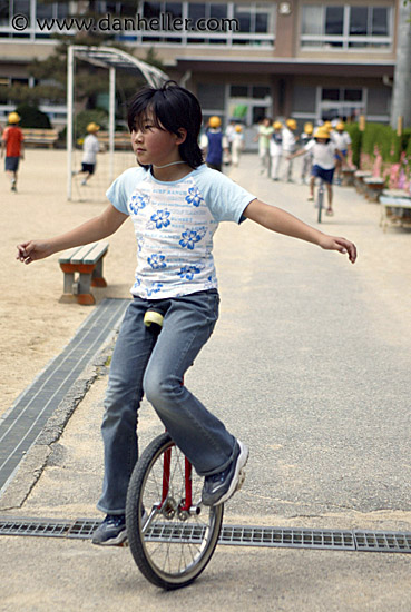 girl-on-unicycle-4.jpg