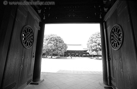 shrine-entry-doors-5-bw.jpg