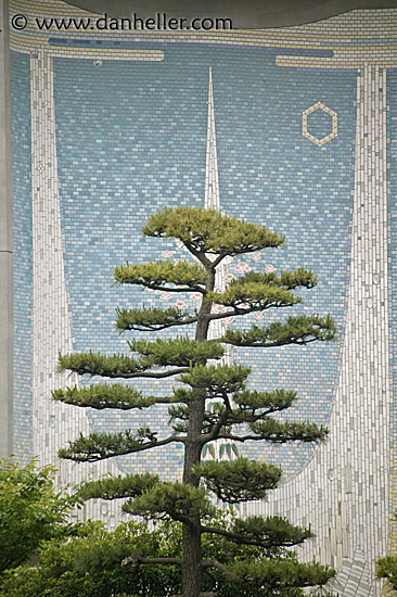 tree-n-tiled-art.jpg