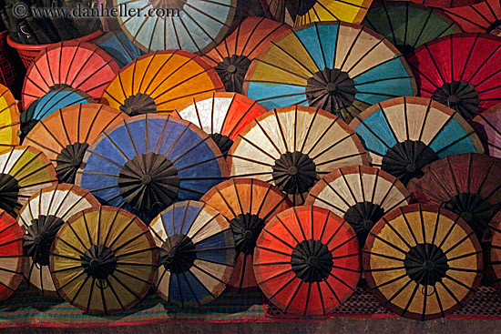 colorful-umbrellas-01.jpg