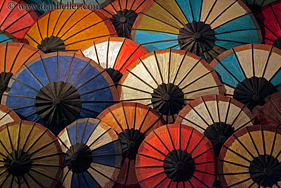 colorful-umbrellas-02.jpg