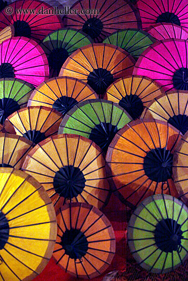 colorful-umbrellas-04.jpg