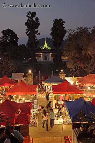 market-tents-n-palace-museum-2.jpg