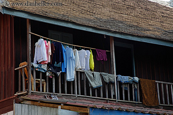 laundry-on-balcony.jpg