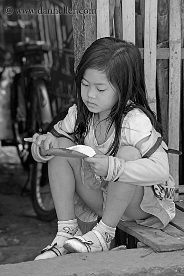 girl-in-yellow-eating-1-bw.jpg