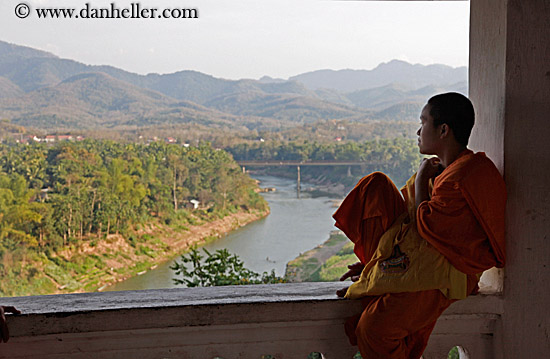 monk-sil-overlooking-river-5.jpg