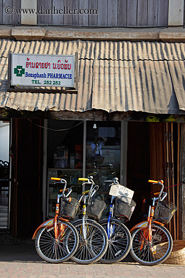 multi-colored-bikes-2.jpg