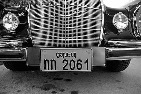 black-mercedes-benz-4-bw.jpg