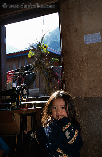 hmong-girl-6.jpg