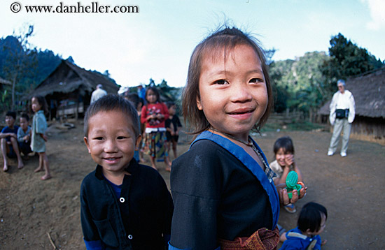 hmong-girls-3.jpg