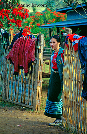 hmong-woman-4.jpg