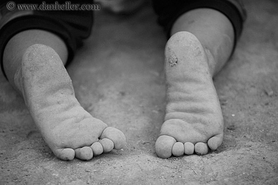 dirty-toddler-feet-1-bw.jpg