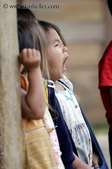 yawning-girl.jpg