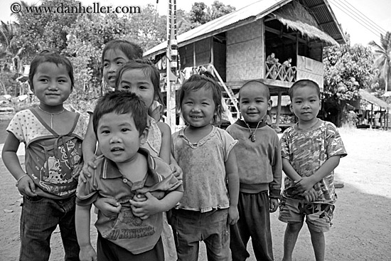 group-of-kids-3-bw.jpg