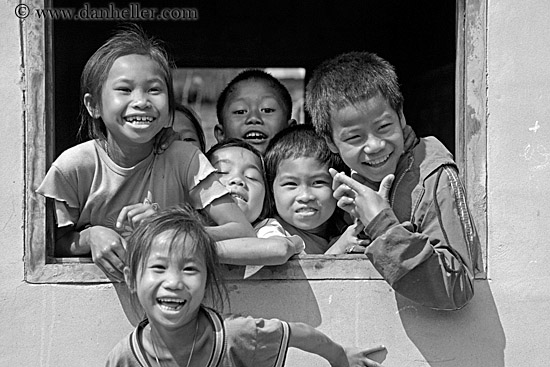 kids-playing-at-window-3-bw.jpg