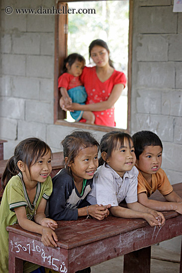 school-kids-at-desk-2.jpg