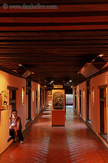 museum-hallway-02.jpg
