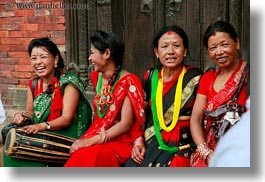 images/Asia/Nepal/Kathmandu/PatanDarburSquare/Women/women-friends-02.jpg