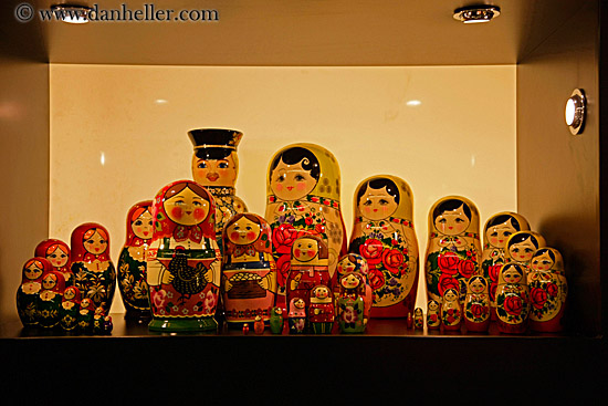 russian-nesting-dolls-7.jpg