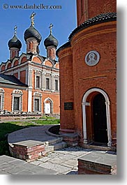archways, asia, black, buildings, churches, crosses, domed, monestaries, moscow, onion dome, religious, russia, steeples, structures, vertical, photograph