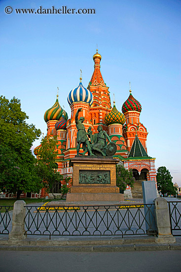 st_basil-cathedral-at-sunset-6.jpg