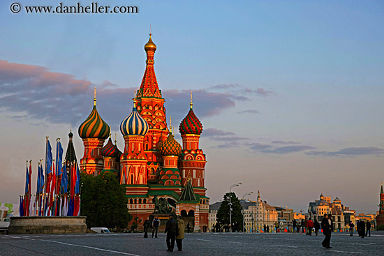 st_basil-cathedral-at-sunset-7.jpg