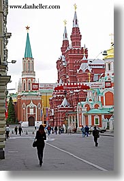 asia, buildings, kremlin, moscow, pedestrians, russia, vertical, photograph