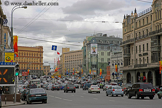 moscow-downtown-traffic-1.jpg