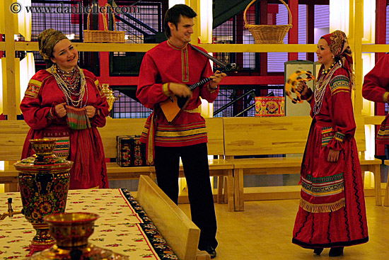 russian-dancers-03.jpg