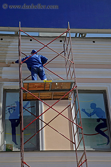 blue-painter-on-scaffold.jpg