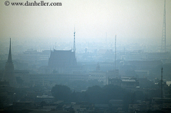 hazy-cityscape-01.jpg