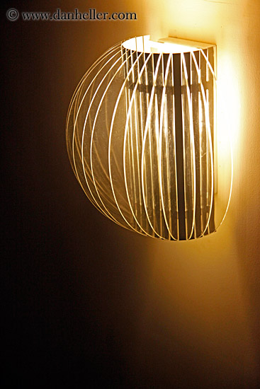 wall-sconce.jpg