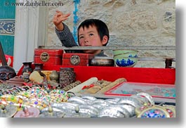 asia, boys, childrens, horizontal, lhasa, peace, people, signs, tibet, toddlers, photograph