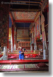 asia, asian, floors, monks, mopping, people, style, tan druk temple, temples, tibet, vertical, photograph