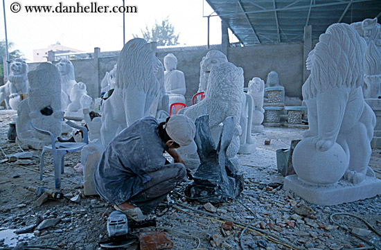 marble-sculpting-artisans-4.jpg