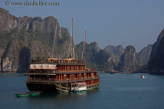 junket-boats-03.jpg