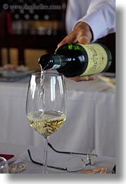 images/Asia/Vietnam/HaLongBay/Boats/VictoryShip/man-serving-white-wine-3.jpg