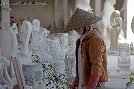 woman-in-conical-hat.jpg