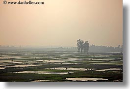 images/Asia/Vietnam/HaLongBay/RiceFields/hazy-rice-fields-03.jpg