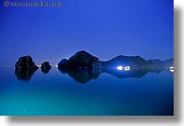 images/Asia/Vietnam/HaLongBay/Scenics/nite-boats-mtns-reflection-01.jpg