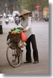 images/Asia/Vietnam/Hanoi/Bikes/Fruit/oranges-on-bike-01.jpg
