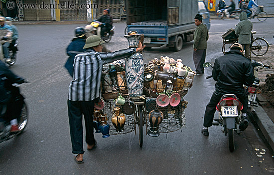 bike-w-pottery.jpg