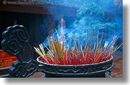 images/Asia/Vietnam/Hanoi/ConfucianTempleLiterature/Misc/burning-incense-n-smoke-2.jpg