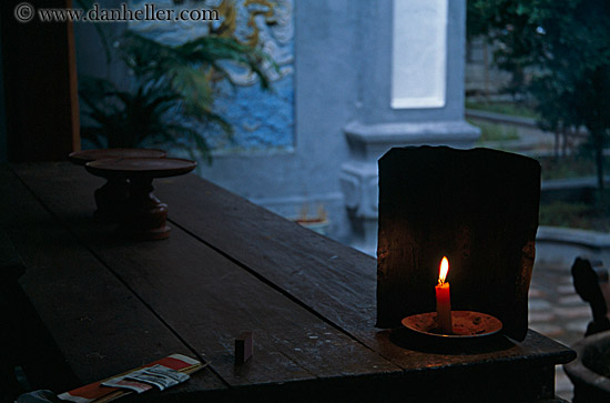 candle.jpg