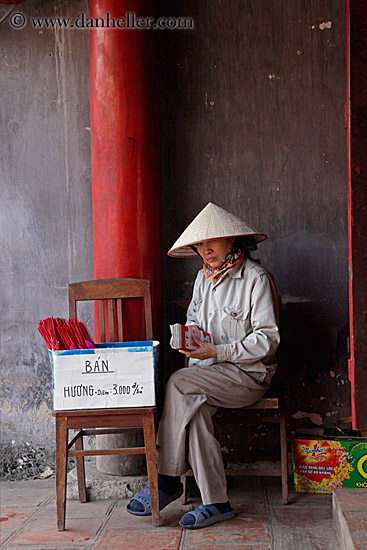 woman-sitting-1.jpg