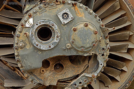 engine-parts-4.jpg