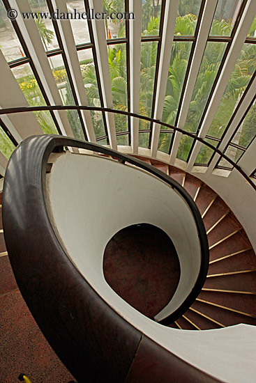 spiral-stairs-1.jpg