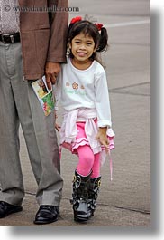 images/Asia/Vietnam/Hanoi/People/Children/girl-in-link-tights-2.jpg